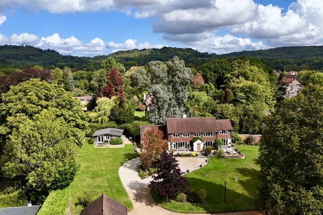 Midhurst Road, Fernhurst, GU27 5 bed detached house for sale