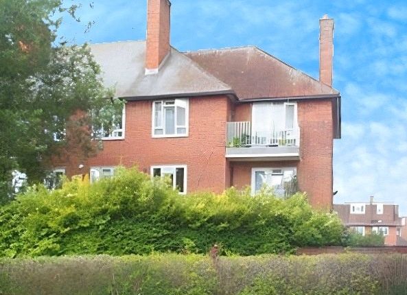 Oxhey Drive, Hertfordshire WD19 1 bed flat for sale