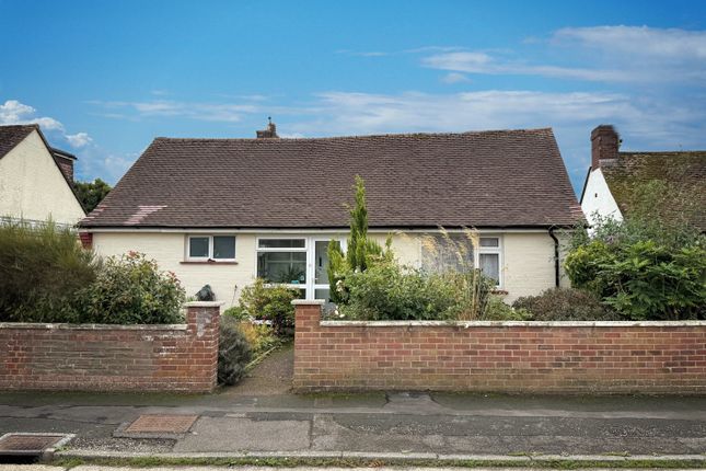 Hobbs Way, Rustington 2 bed detached bungalow for sale