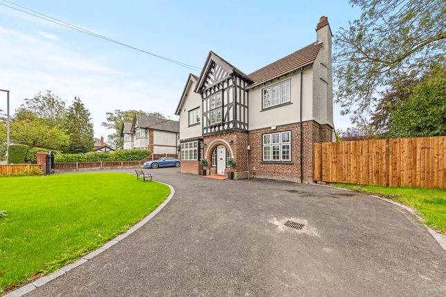 Common Lane, Culcheth, WA3 4 bed detached house for sale