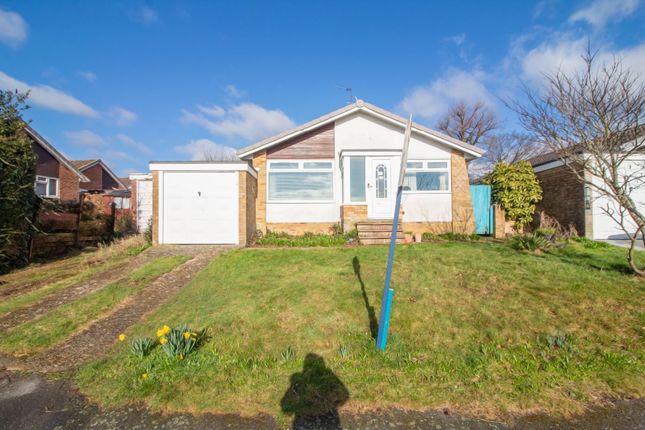 Maytree Gardens, Cowplain, PO8 8RH 2 bed bungalow for sale