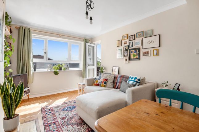 Denman House, Lordship Terrace... 2 bed apartment for sale