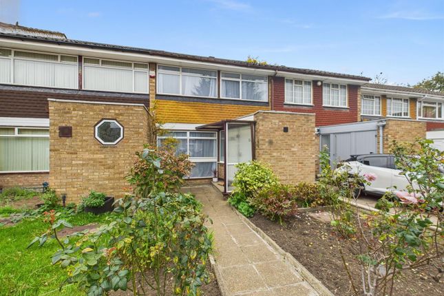 Pond Green, Ruislip HA4 3 bed terraced house for sale