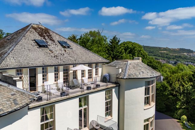 4 bedroom apartment for sale