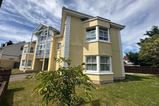 2 bedroom ground floor flat for sale