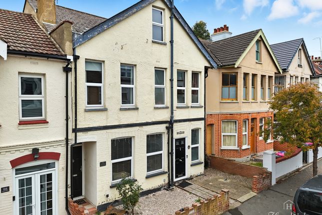 Southview Drive, Westcliff