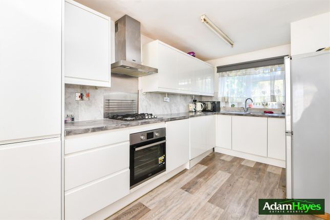 Font Hills, London N2 3 bed apartment for sale