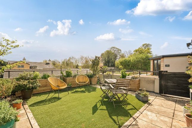 Old London Road, Stutton 2 bed apartment for sale