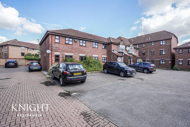 1 bedroom maisonette for sale