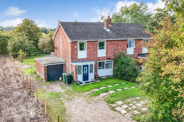 St. Michaels View, Flordon, Norwich 3 bed semi