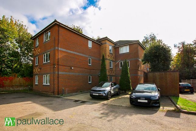 Eleanor Way, Waltham Cross 1 bed flat for sale