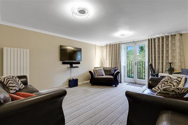 Ravenscroft Road, Beckenham, Kent 2 bed flat for sale