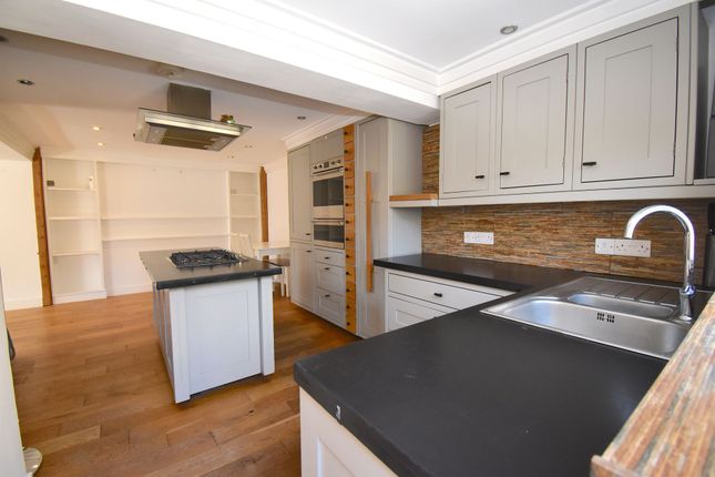 3 bed semi-detached house