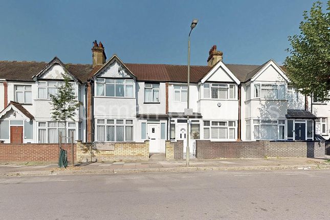 Hamilton Road, NW11 3 bed house for sale
