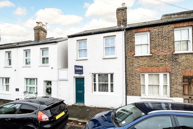Queens Terrace, Old Isleworth TW7 2 bed house for sale