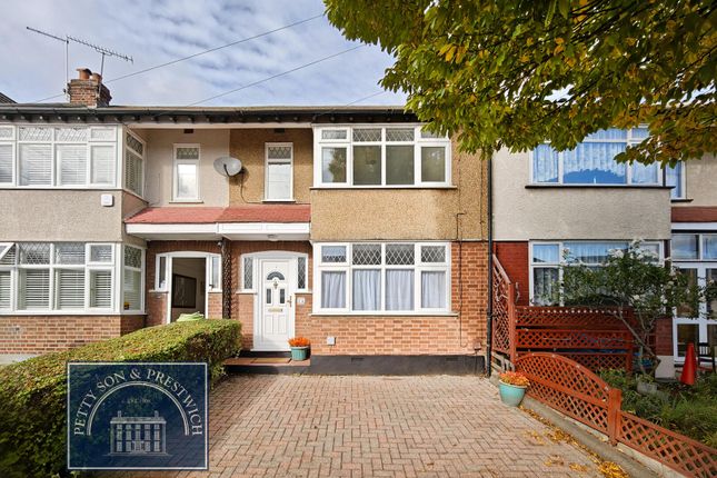 River Way, Loughton 3 bed terraced house for sale
