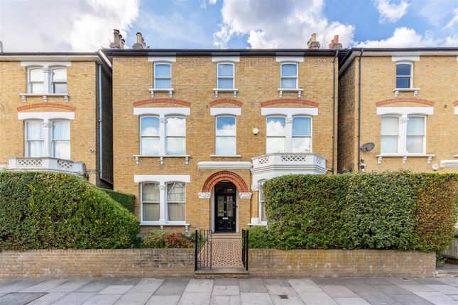 6 bedroom house for sale