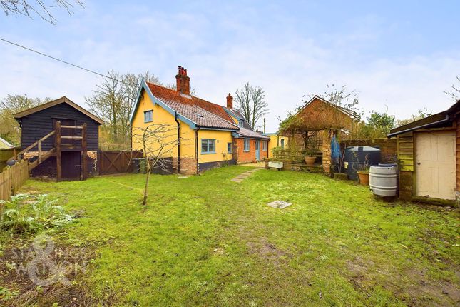 Upper Street, Gissing, Diss 3 bed cottage for sale