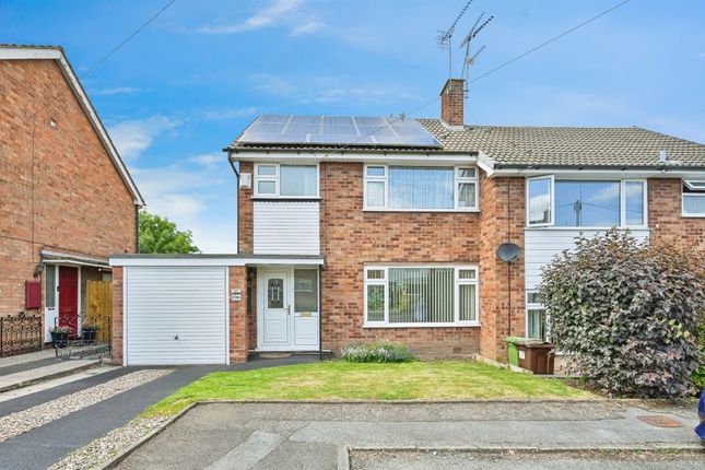 3 bedroom semi-detached house for sale