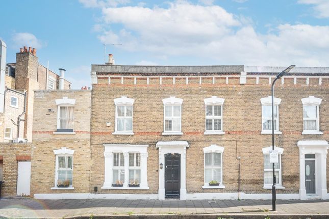 Marton Road, London 3 bed terraced house for sale