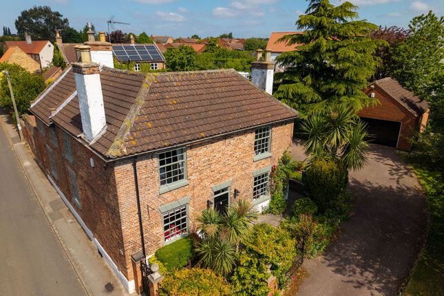 Low Street, Newark NG22 4 bed detached house for sale