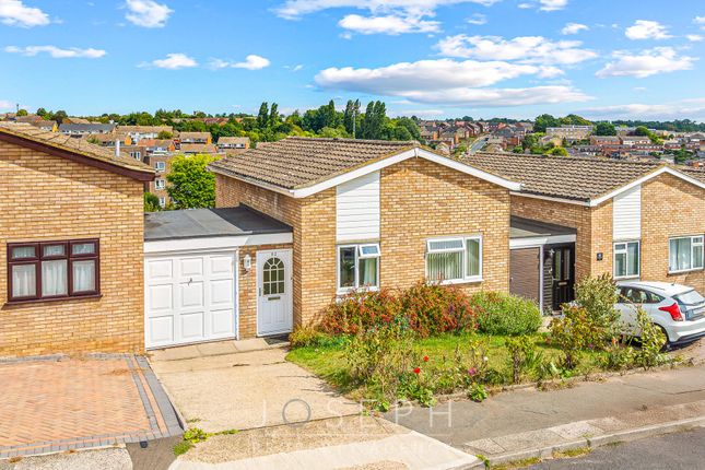 Radcliffe Drive, Ipswich, IP2 4 bed link detached house for sale