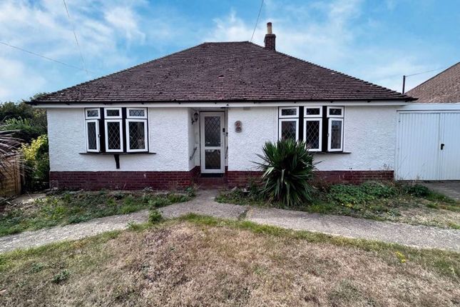 Newnham Lane, Ryde 2 bed bungalow for sale