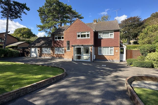 Liverpool Road, Walmer, CT14 5 bed detached house for sale