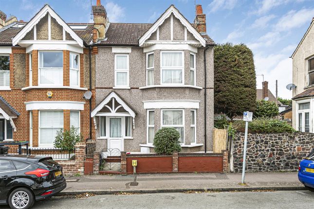 Alexandra Road, South Woodford 3 bed end of terrace house for sale