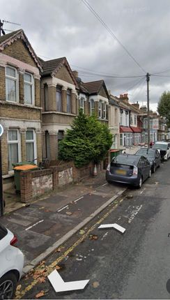 Katherine Road, London E6 3 bed terraced house for sale