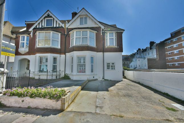 2 bedroom ground floor flat for sale
