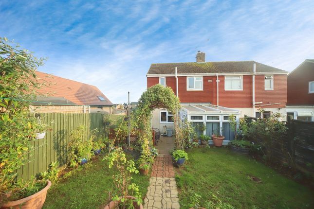 2 bedroom semi-detached house for sale