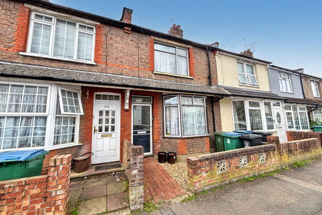 Chester Road, Watford WD18 0LH 2 bed terraced house for sale