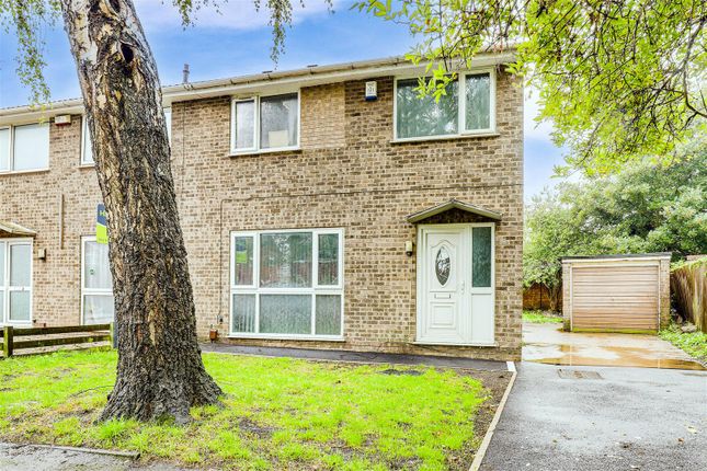 Martinmass Close, Lenton NG7 4 bed semi