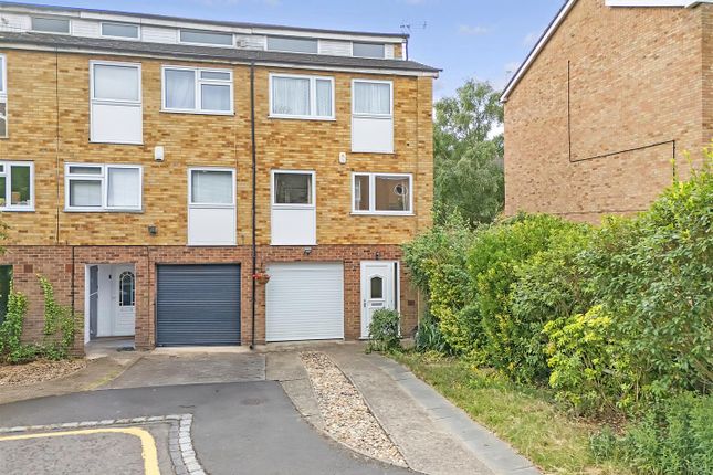 4 bed semi-detached house