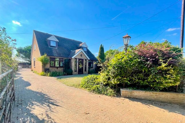 Brakefield Road, Gravesend 3 bed detached house for sale