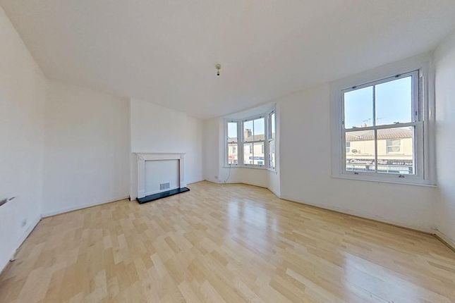 High Street, Herne Bay, CT6 5AP 2 bed flat for sale