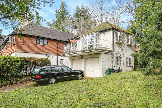 Brassey Road, Oxted, Surrey, RH8 2 bed semi