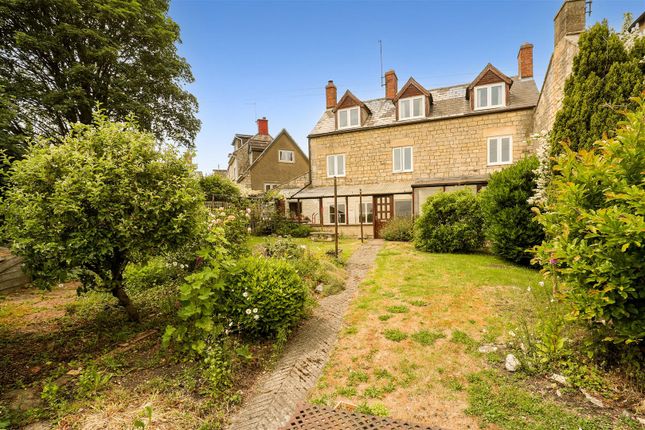 4 bedroom semi-detached house for sale
