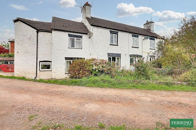 Bullo Pill, Newnham, Gloucestershire.... 5 bed semi