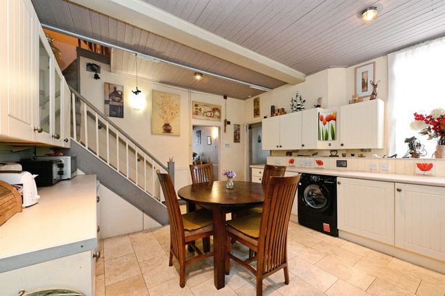 4 bedroom terraced house for sale