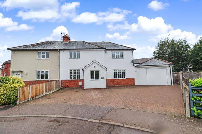 3 bedroom semi-detached house for sale
