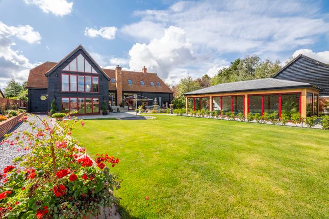 Sudbury Road, Sudbury CO10 5 bed barn conversion for sale