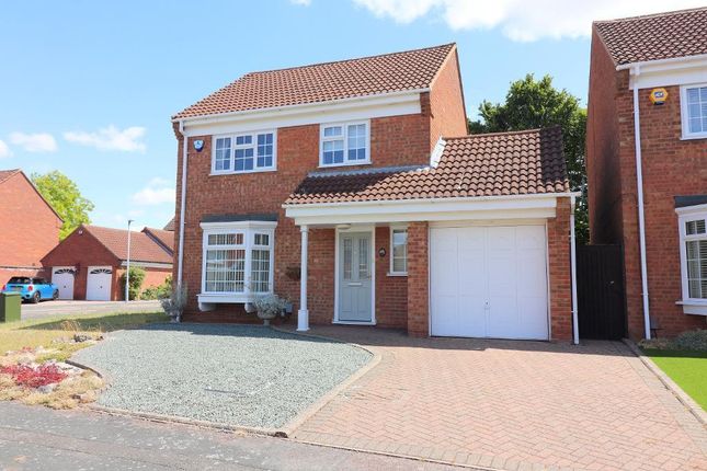 Luton LU2 3 bed detached house for sale
