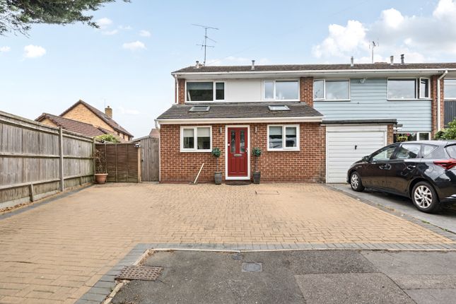 Wedderburn Close, Wokingham RG41 4 bed end of terrace house for sale