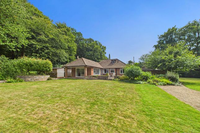 Chinnor Hill, Chinnor, Oxfordshire 4 bed detached house for sale