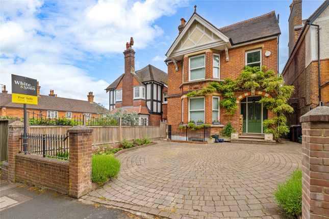 Reigate Road, Reigate, Surrey, RH2 5 bed detached house for sale