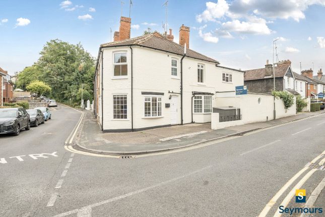 Cooper Road, Surrey GU1 3 bed end of terrace house for sale