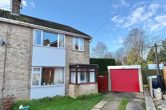 3 bedroom semi-detached house for sale