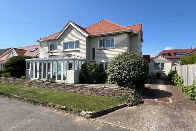 Davenport Road, Felpham, PO22 5 bed detached house for sale